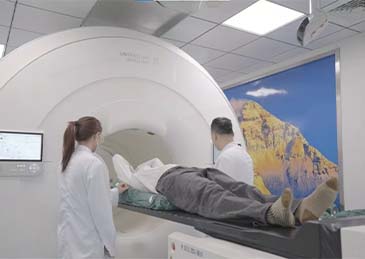 全球首台环形CT直线加速器在沪正式开机，系我国自主研发