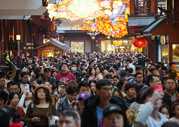 创历史新高！春节假期国内游人次达4.74亿，花了6326亿