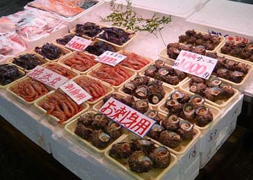 中方恢复日本水产品进口，外交部：中方反对排海立场没有变化